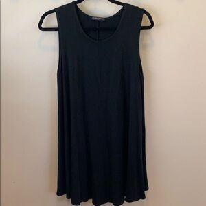 Brandi Melville -Black swing dress